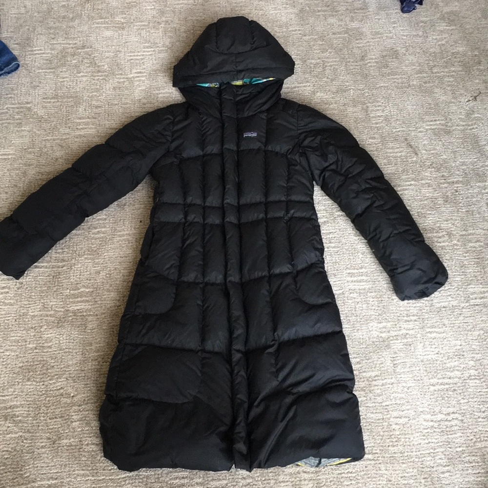 Patagonia puff jacket